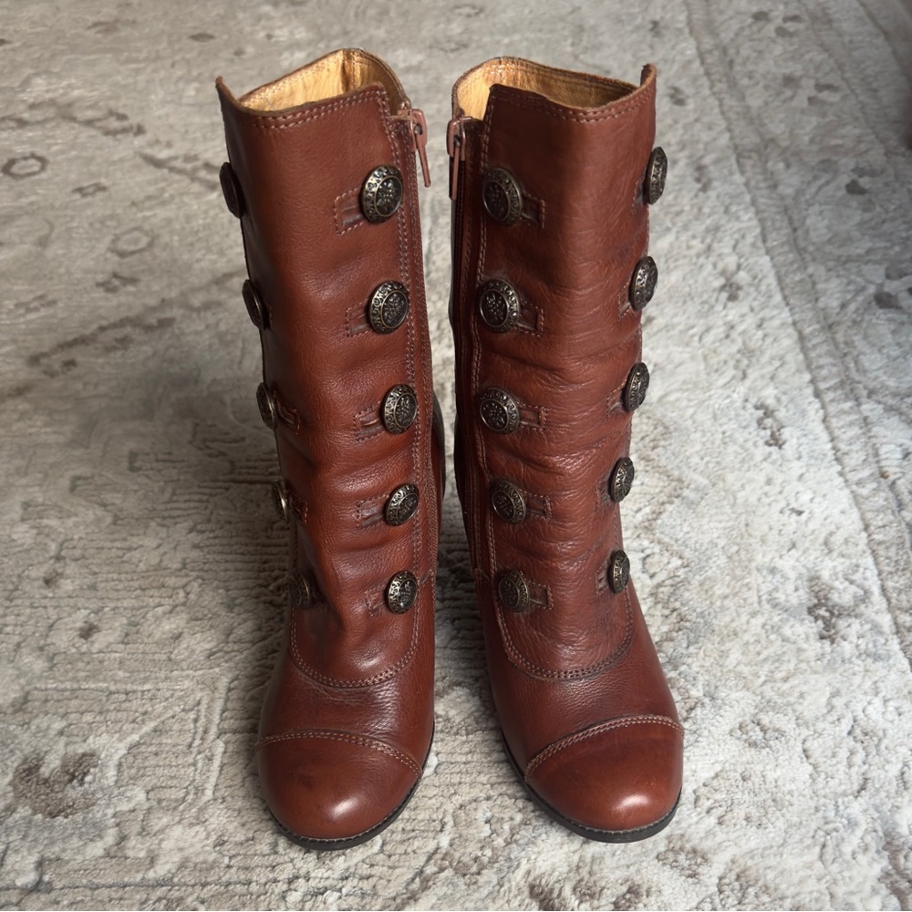Miz Mooz “Hendrix” Brown Leather Mid-Boot